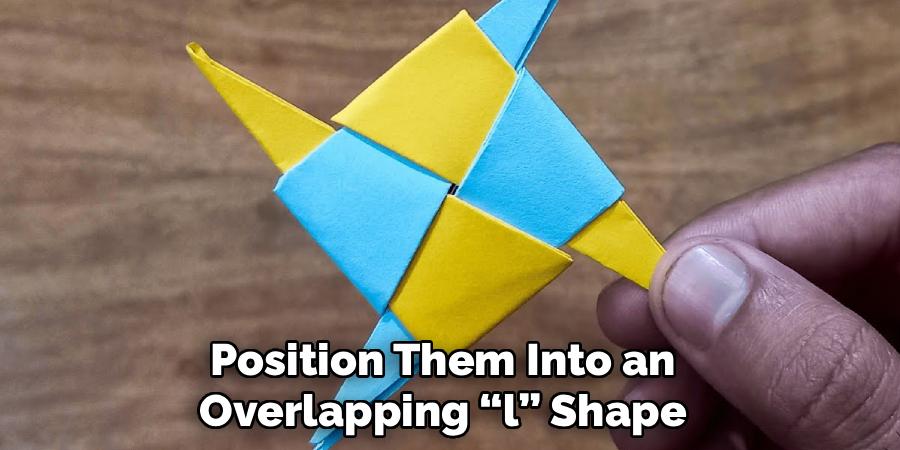 Position Them Into an Overlapping “l” Shape