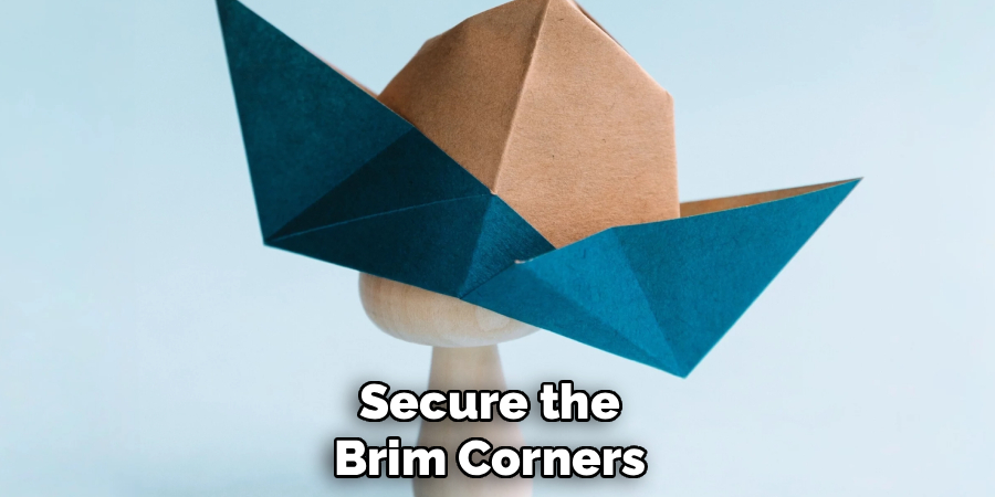 Secure the Brim Corners